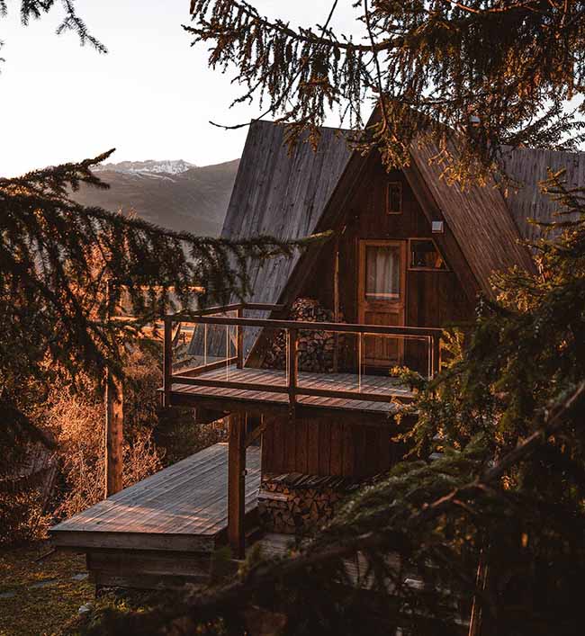 tim-arnold-eQpBGrg3Cp0-unsplash-small